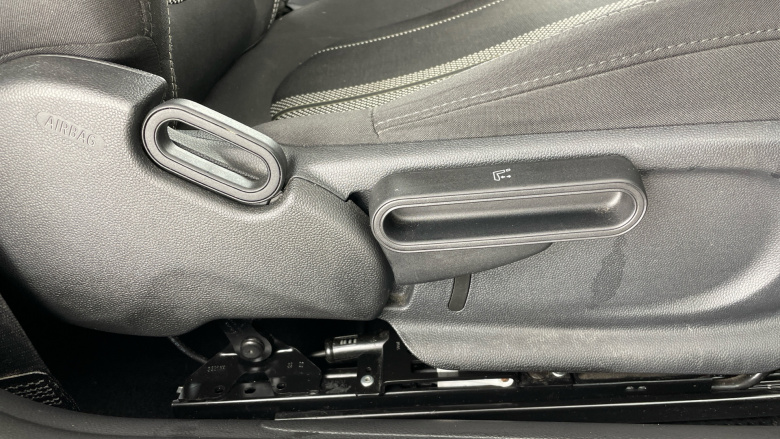 MINI Hatchback 2.0 Cooper S Sport II 3dr Auto [Comfort Pack] Petrol Hatchback